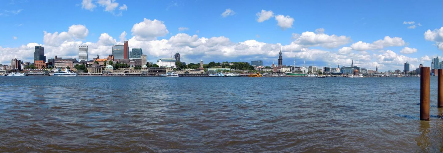 hamburg-elbe-landungsbruecken.jpg